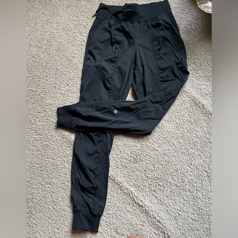 Lululemon joggers